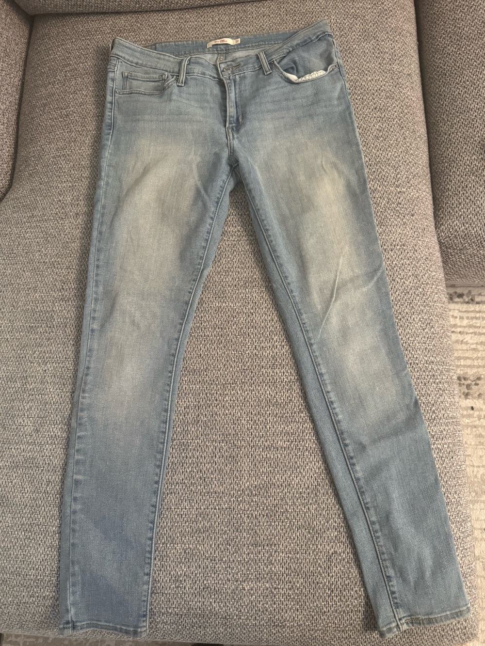 Levi's 711 Skinny Jeans Women's Size 31 Light Wash Stretch Denim New Without Tag